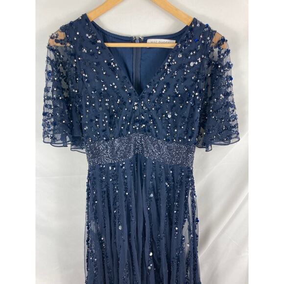 Mac Duggal Beaded Formal Gown Size 4 - Picture 4 of 10